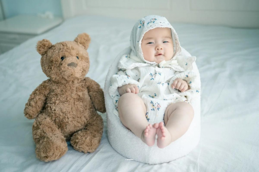 武汉供卵包生男孩宝宝7个月发育标准 武汉供卵包生男孩宝宝7个月发育标准